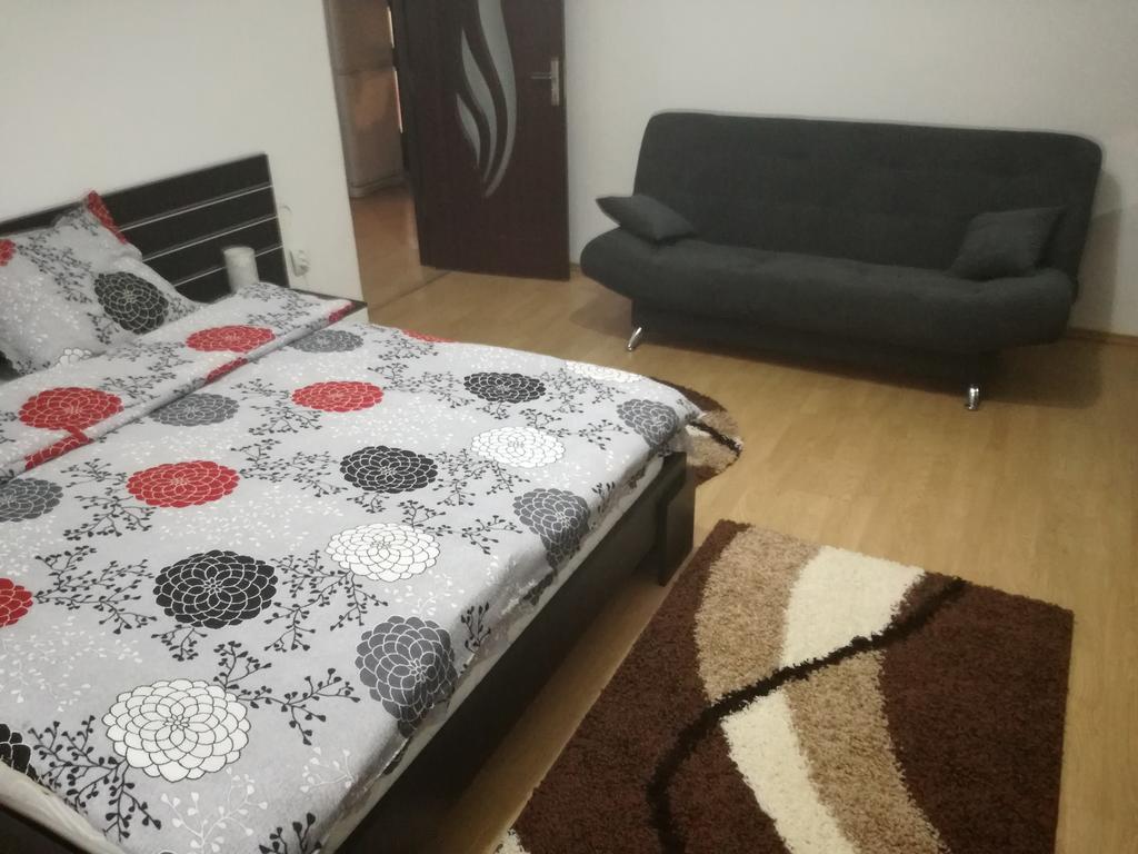 Отель Casa Aurora Турда Экстерьер фото